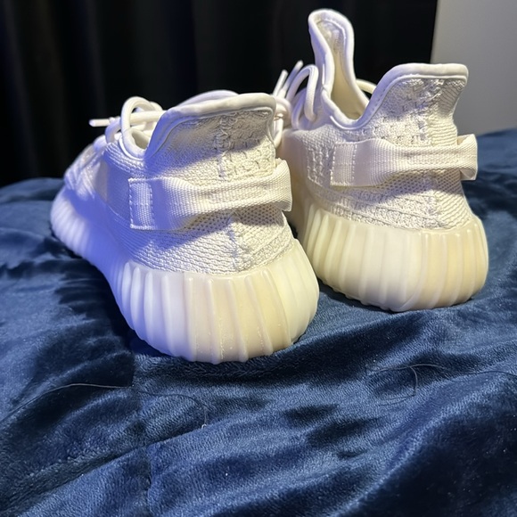 Yeezy 350 Slate Bone - Picture 2 of 4